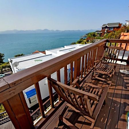 Namhae Bluemare Pension Buitenkant foto