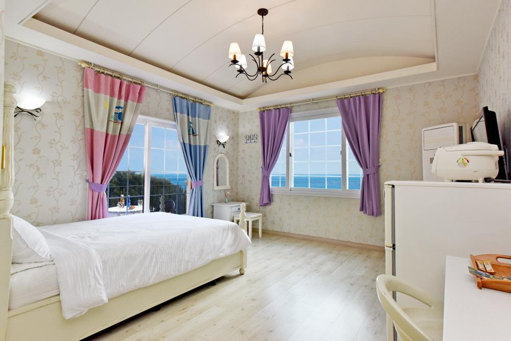Namhae Bluemare Pension Buitenkant foto