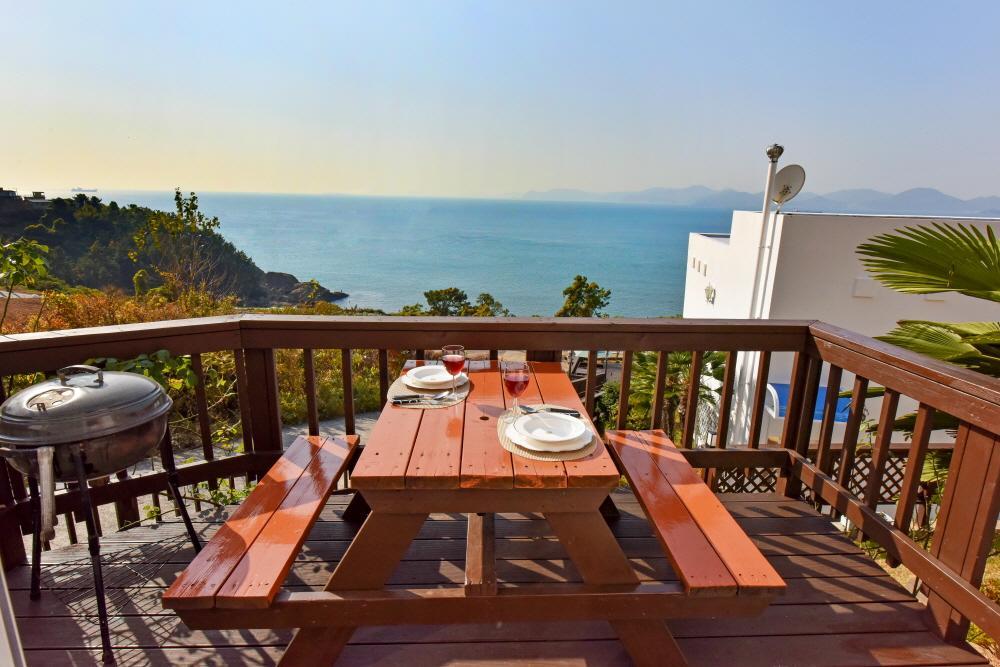 Namhae Bluemare Pension Buitenkant foto