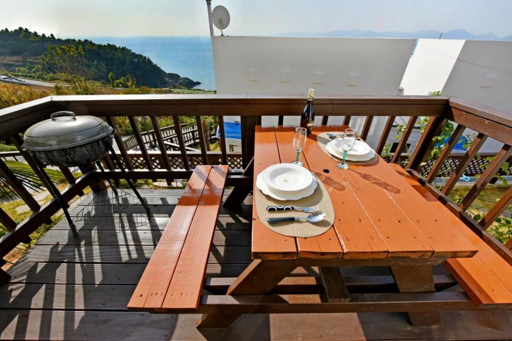 Namhae Bluemare Pension Buitenkant foto