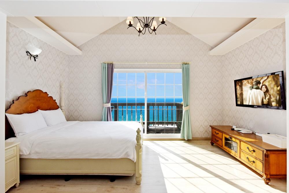 Namhae Bluemare Pension Buitenkant foto