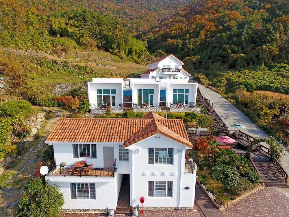 Namhae Bluemare Pension Buitenkant foto